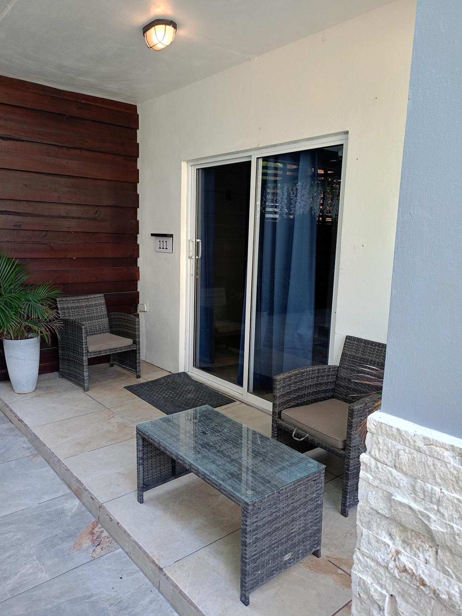 Barefoot Caye Caulker Hotel ภายนอก รูปภาพ
