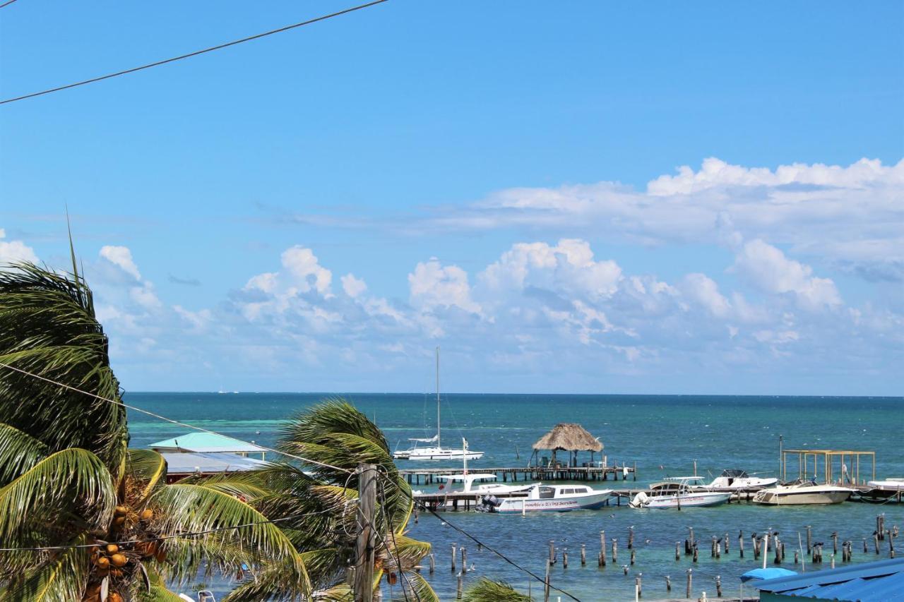 Barefoot Caye Caulker Hotel ภายนอก รูปภาพ